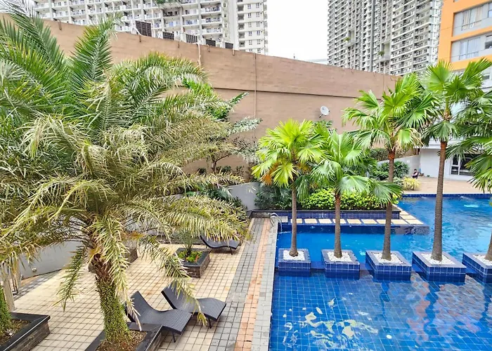 Chic Near Megamall And Shangrila Plaza