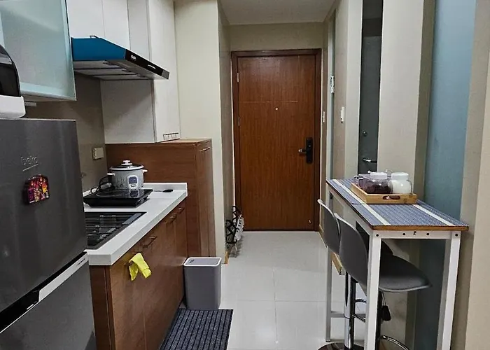 Chic Near Megamall And Shangrila Plaza Apartment *